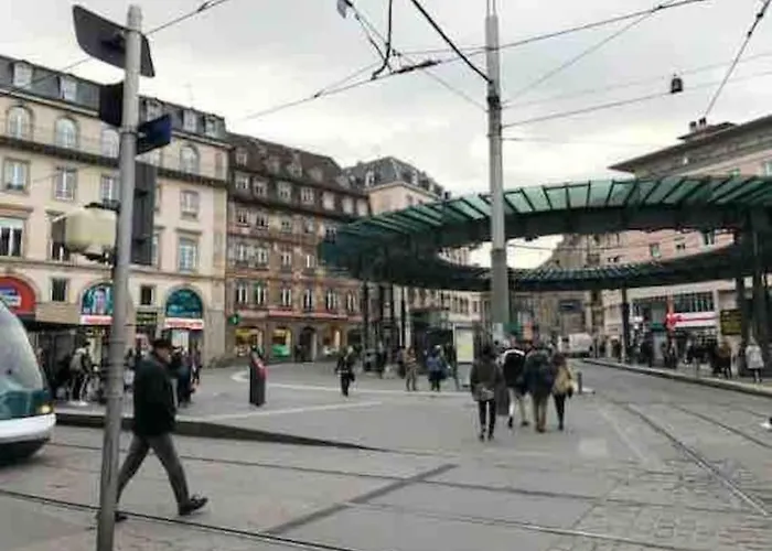 2 Pieces 43 M² Hypercentre A 2 Min Marche De Noel *